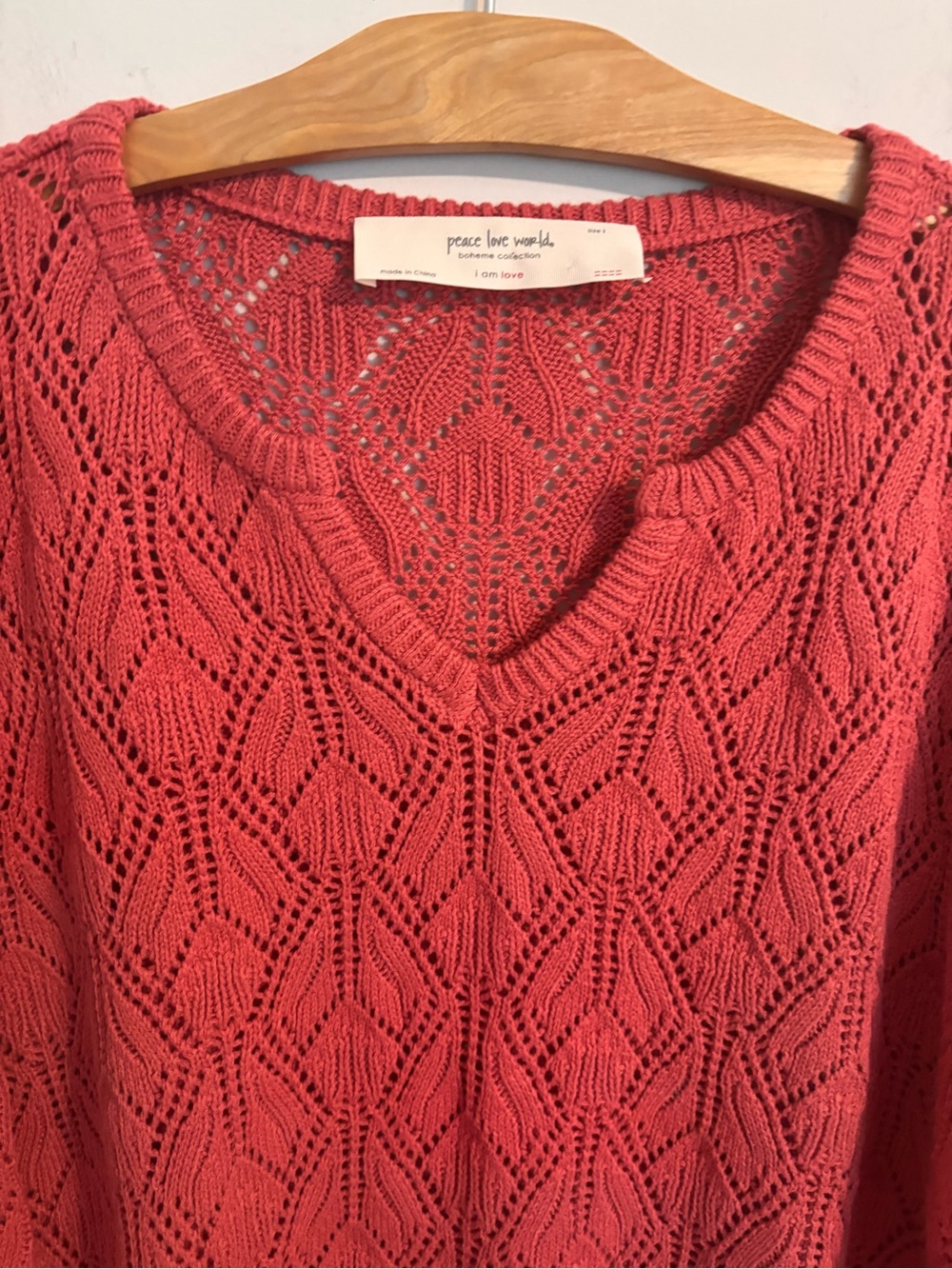 Peace Love World NWT coral red crocheted knit v-neck sweater - Picture 4 of 9